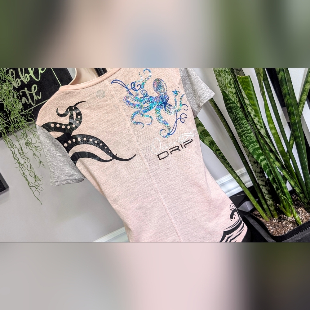 Ocean Drip Octopus Glitter Tee T-Shirt Top SM